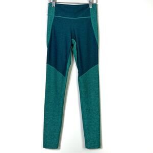 Outdoor Voices Green Colorblock Leggings Size Small EUC